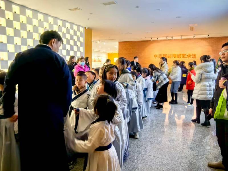 文化赋能：波密县魔创文旅挖掘城市文化资源的实践探索